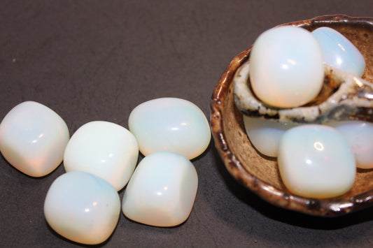Tumbled - Opalite - lge
