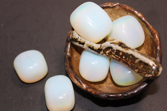 Tumbled - Opalite - xlge