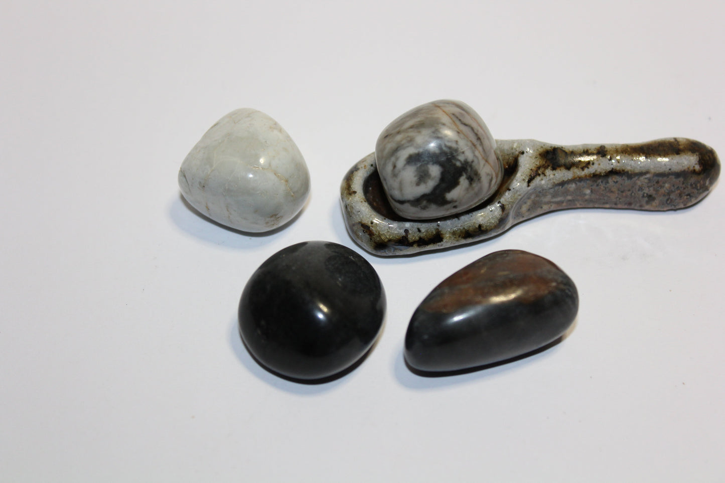 Tumbled - Picasso Stone - med