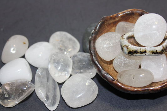 Tumbled - Clear Quartz - med