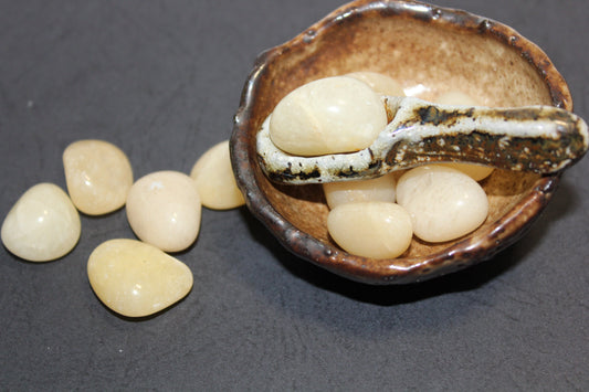 Tumbled - Golden Healer Quartz - sml