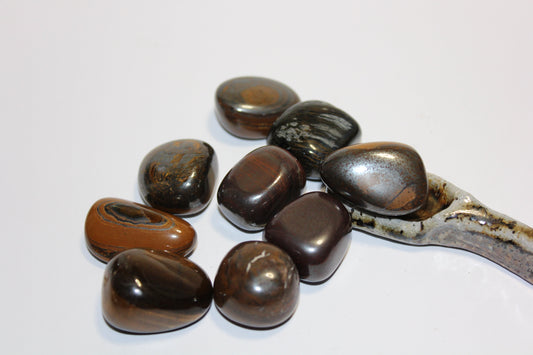 Tumbled - Tiger Iron - med