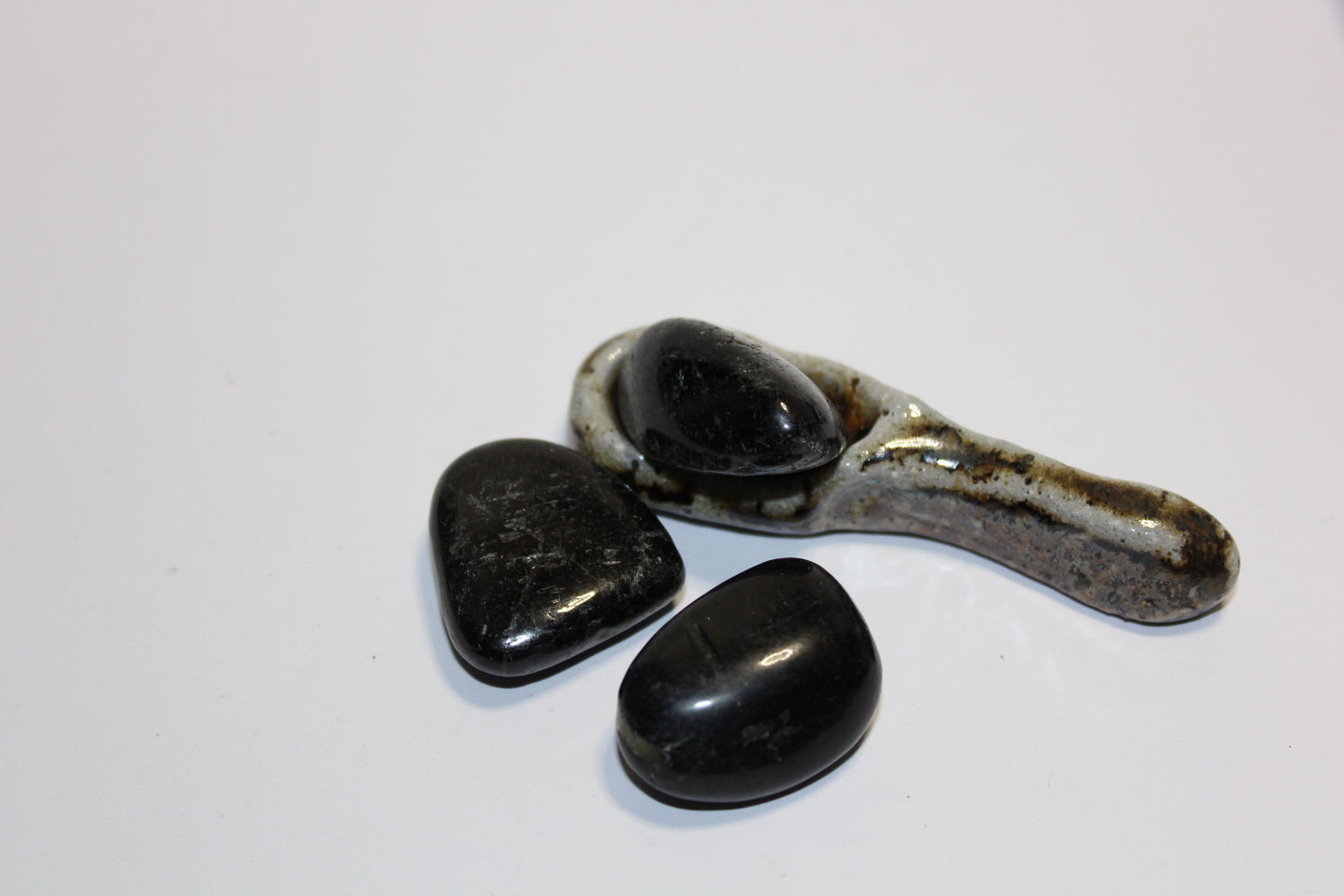 Tumbled - Tourmaline - med