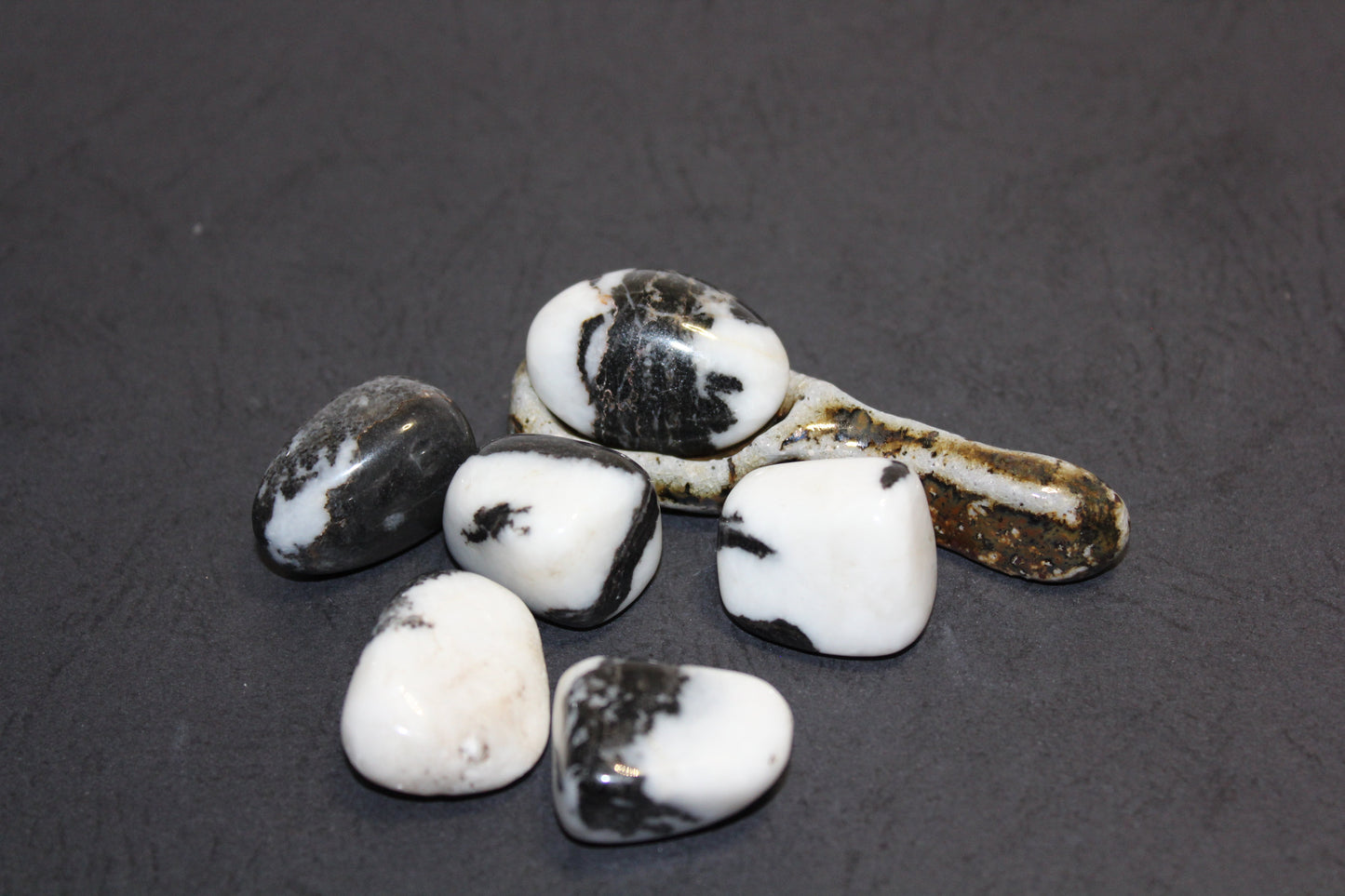 Tumbled - Zebra Marble - sml