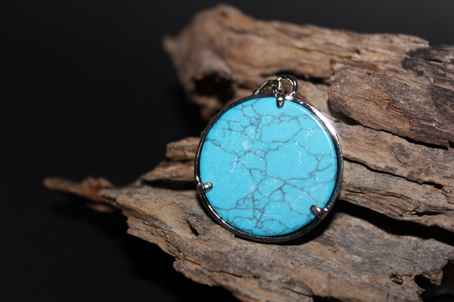 Pendant - Buddha/Lotus Flower - Blue Howlite