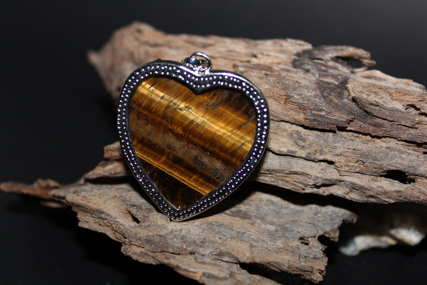 Pendant - Heart with Flowers - Tiger Eye