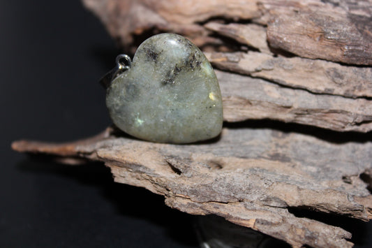 Pendant - Heart - Labradorite - med