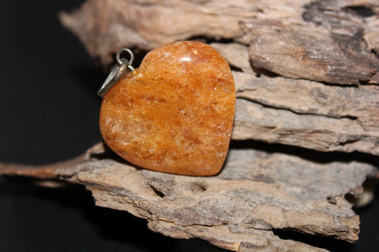 Pendant - Heart - Orange Calcite - lge