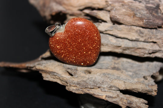 Pendant - Heart - Red Goldstone - med