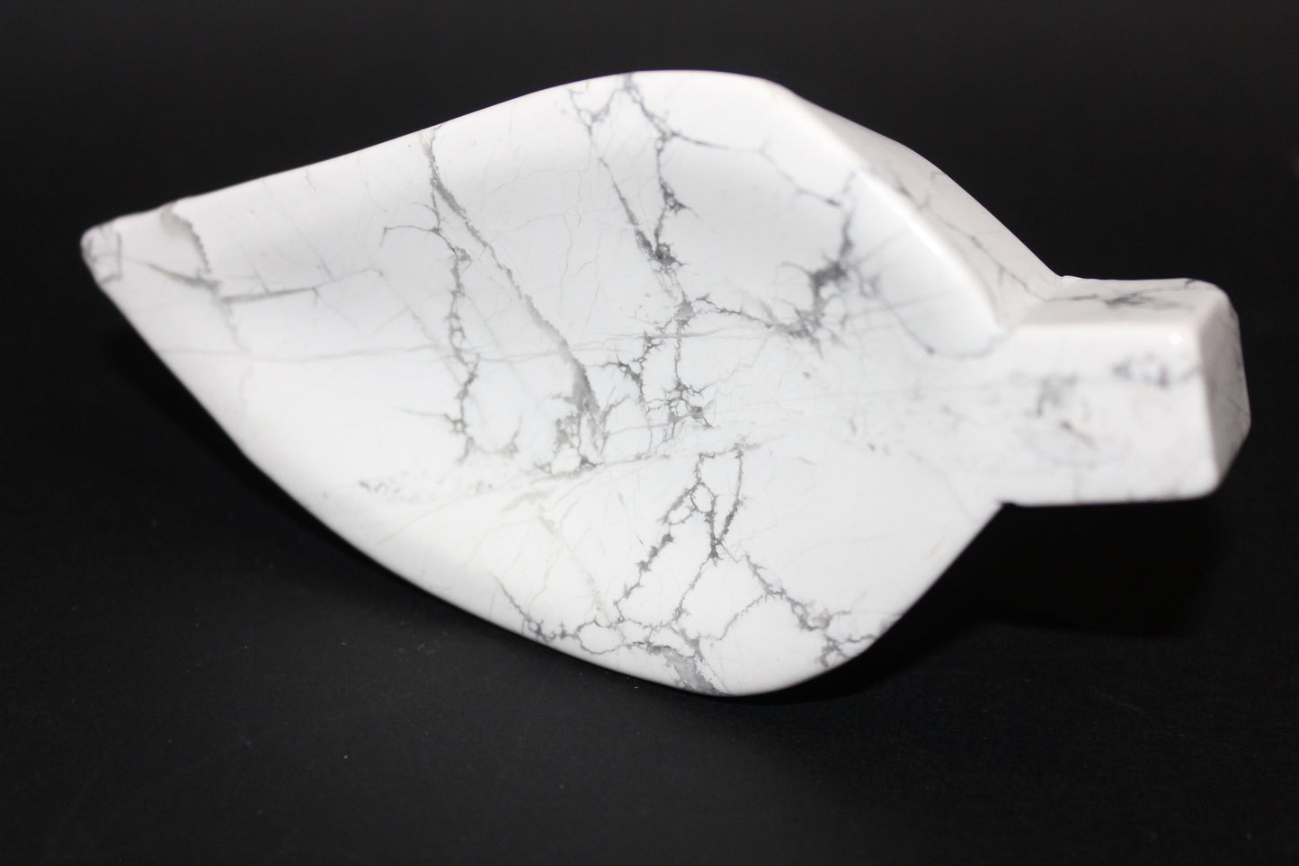 Carved - Bowl - Howlite