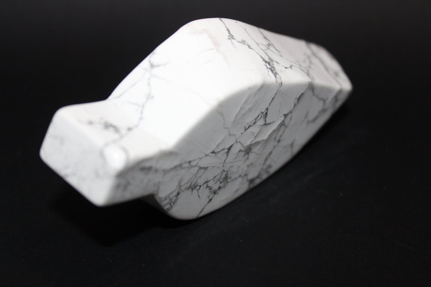 Carved - Bowl - Howlite