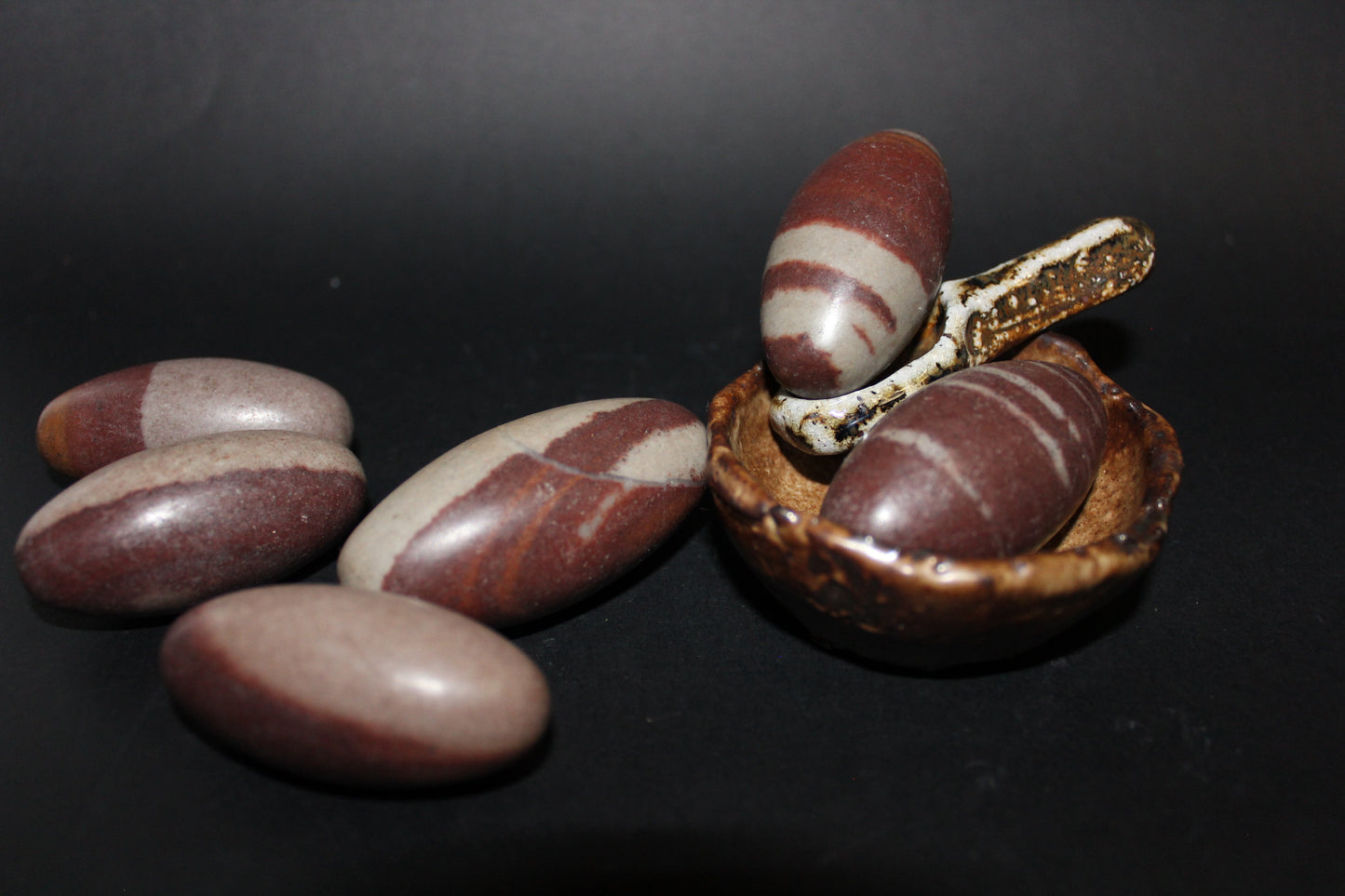 Carved - Egg - Shiva Lingham - sml/med