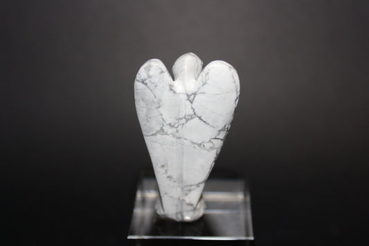 Angels - Howlite - med