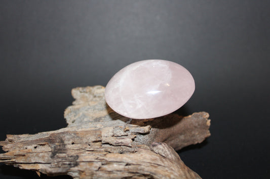 Polished - Rose Quartz - freeform - sml