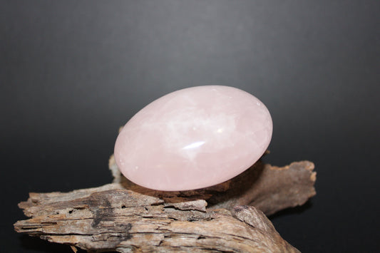 Polished - Rose Quartz - freeform - sml