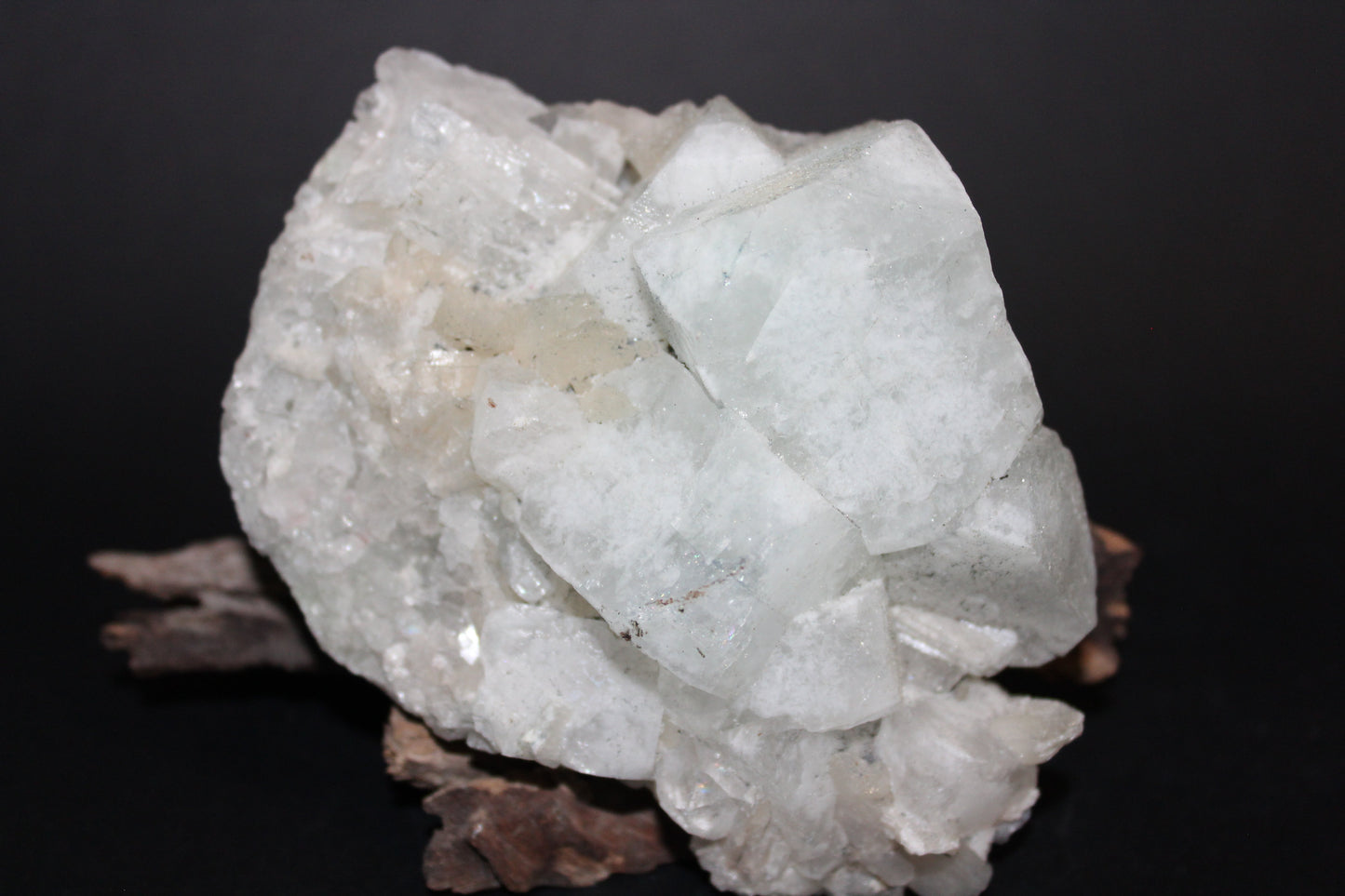 Raw - Green Apophyllite - med/lge