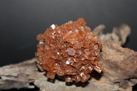 Raw - Aragonite (cluster) - sml