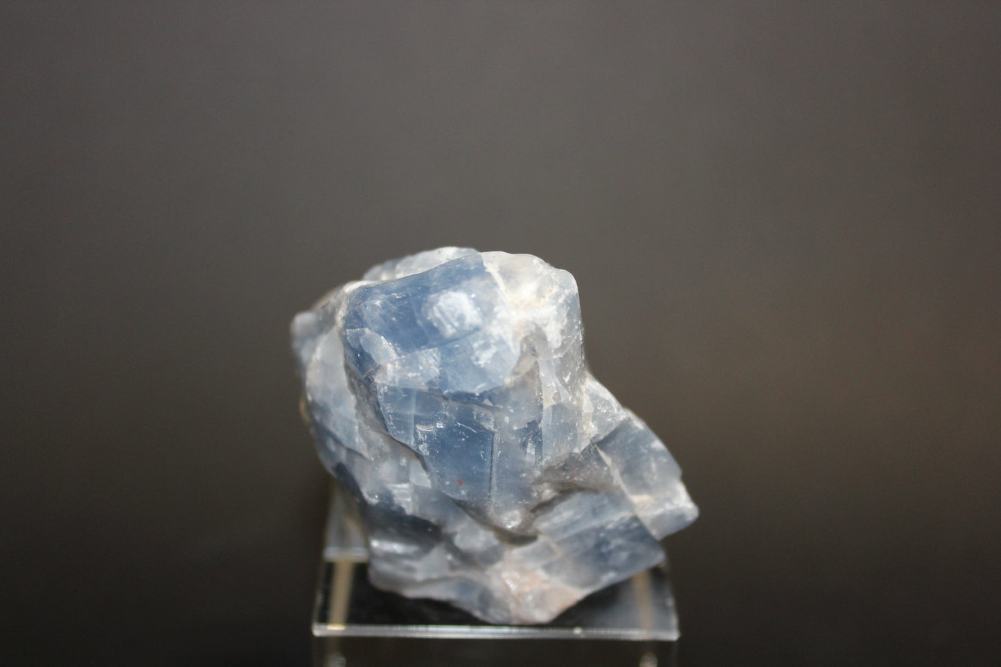 Raw - Blue Calcite - sml