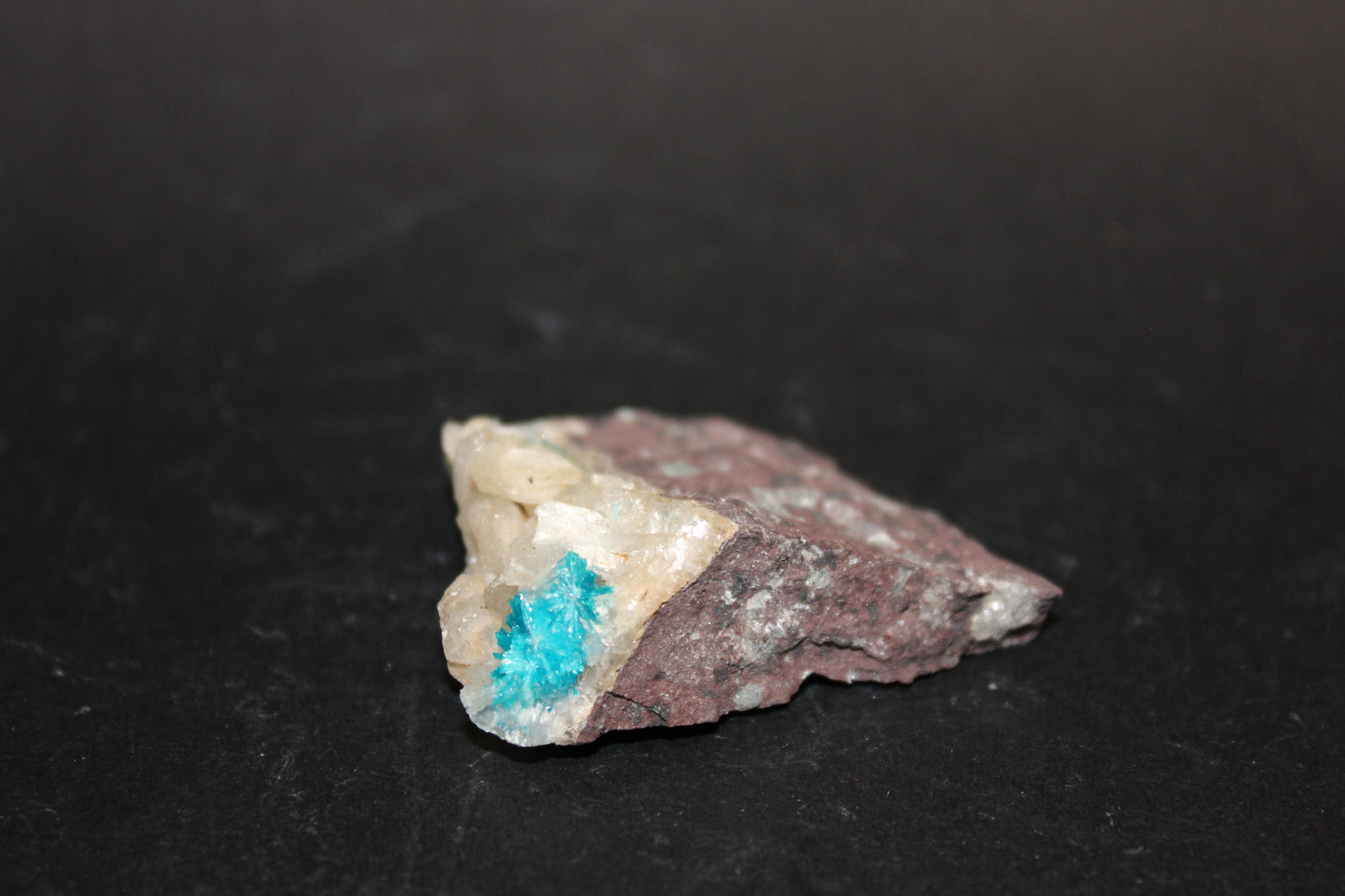 Raw - Cavansite (on Apophyllite & Rock matrix) - sml