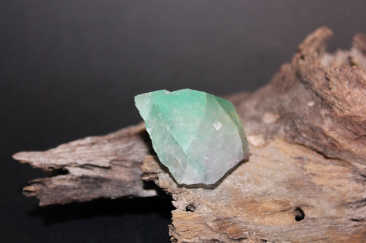 Raw - Green Fluorite(fluro) - sml