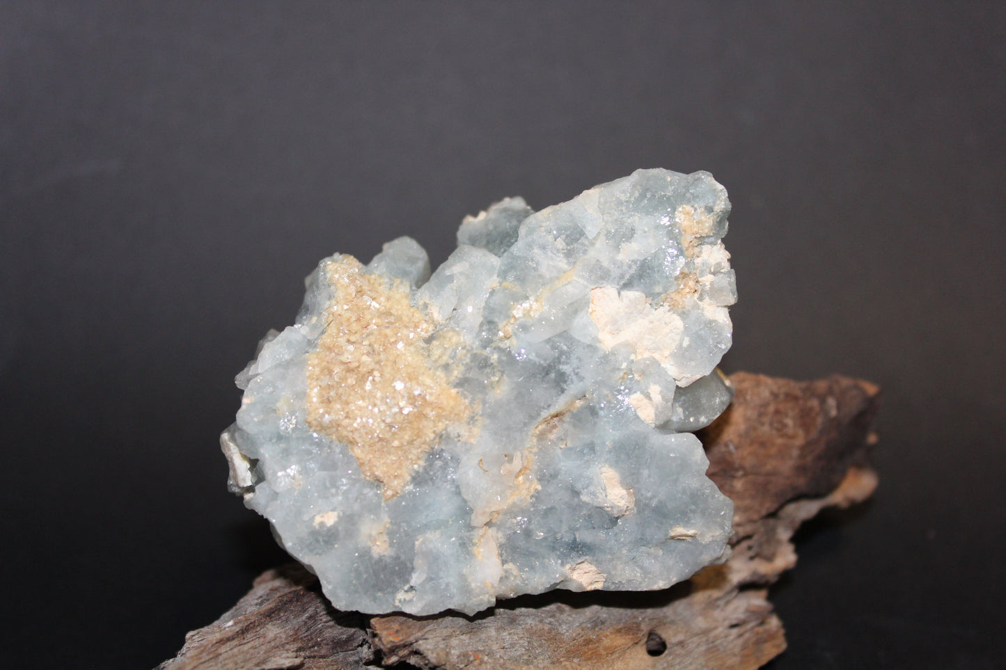 Raw - Blue Tourmaline (Indicolite - Bela Horisonte, Brazil) - lge