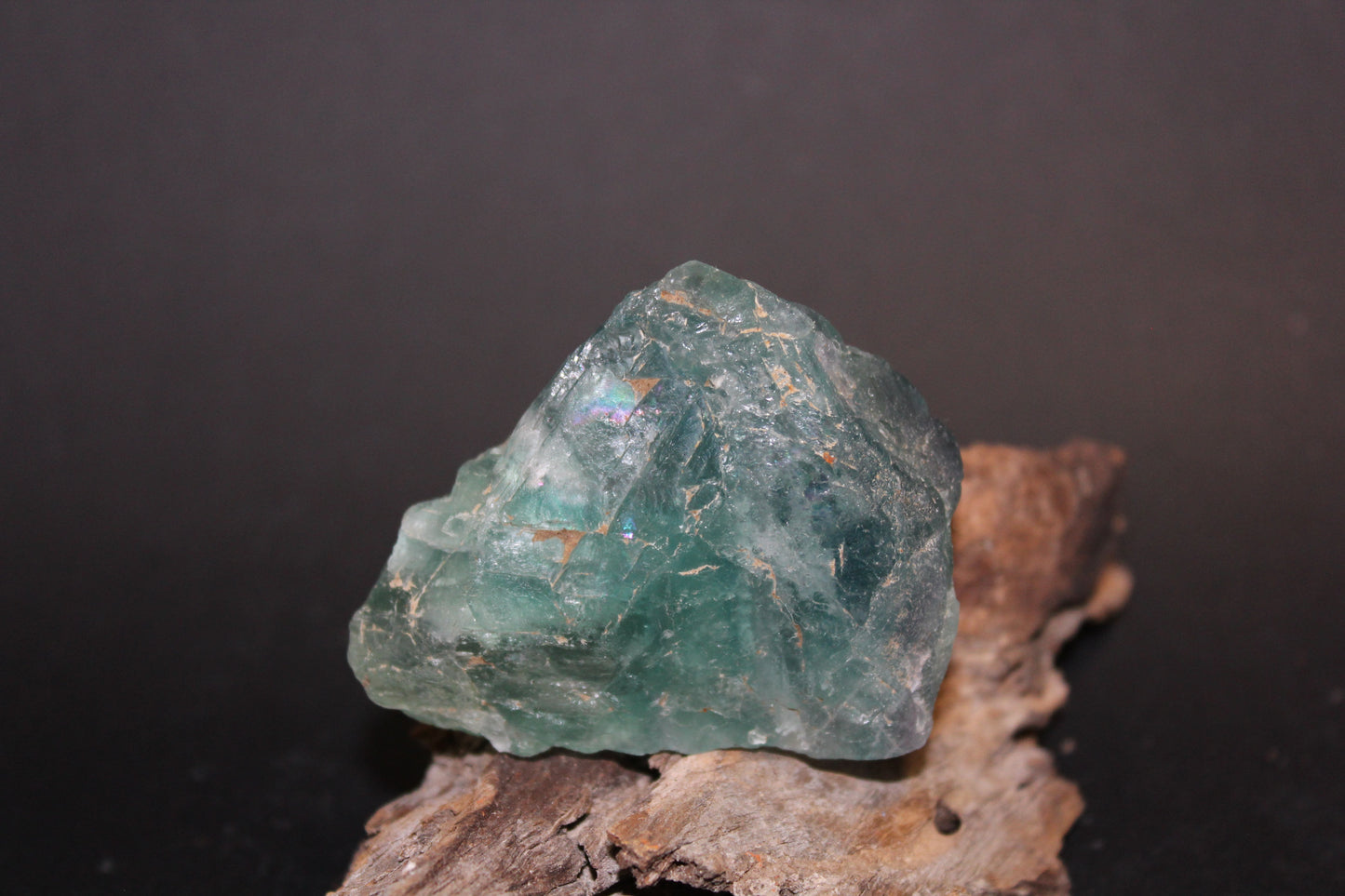 Raw - Fluorite - Rainbow - med