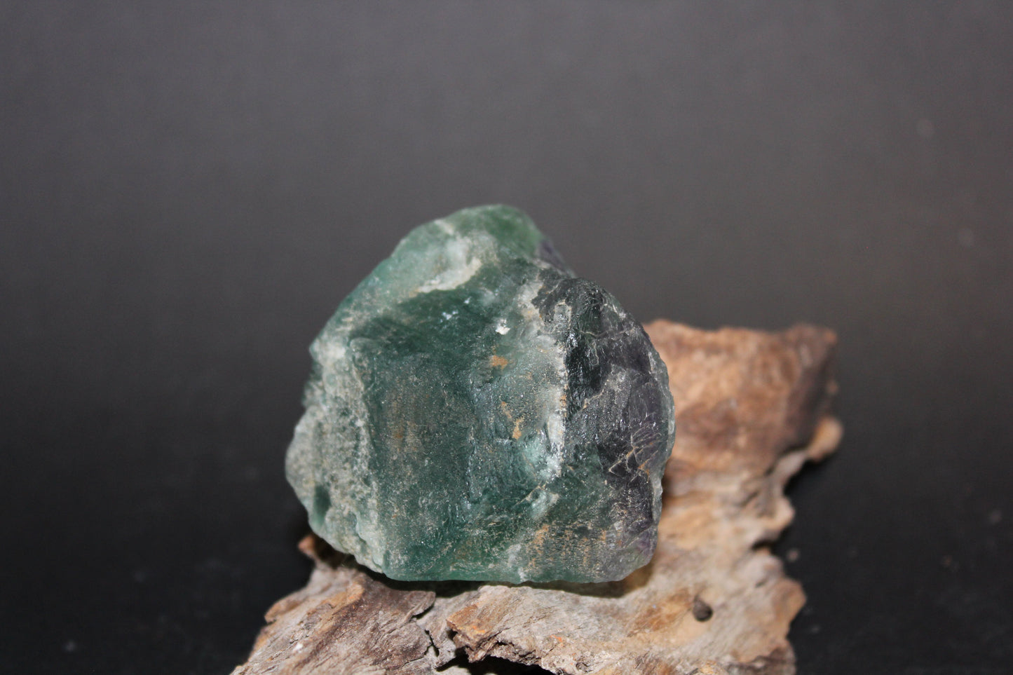 Raw - Fluorite - Rainbow - med