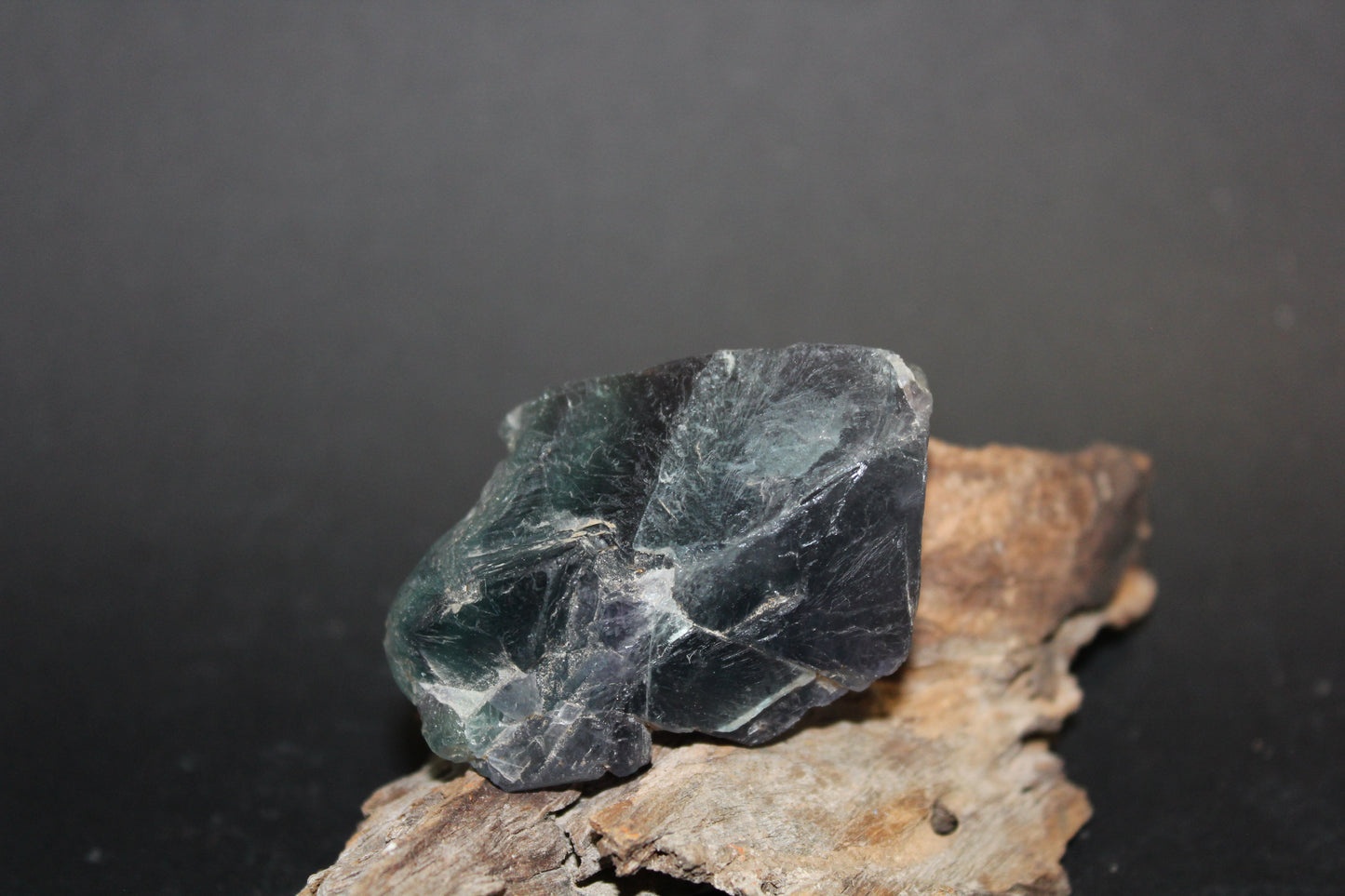 Raw - Fluorite - Rainbow - med