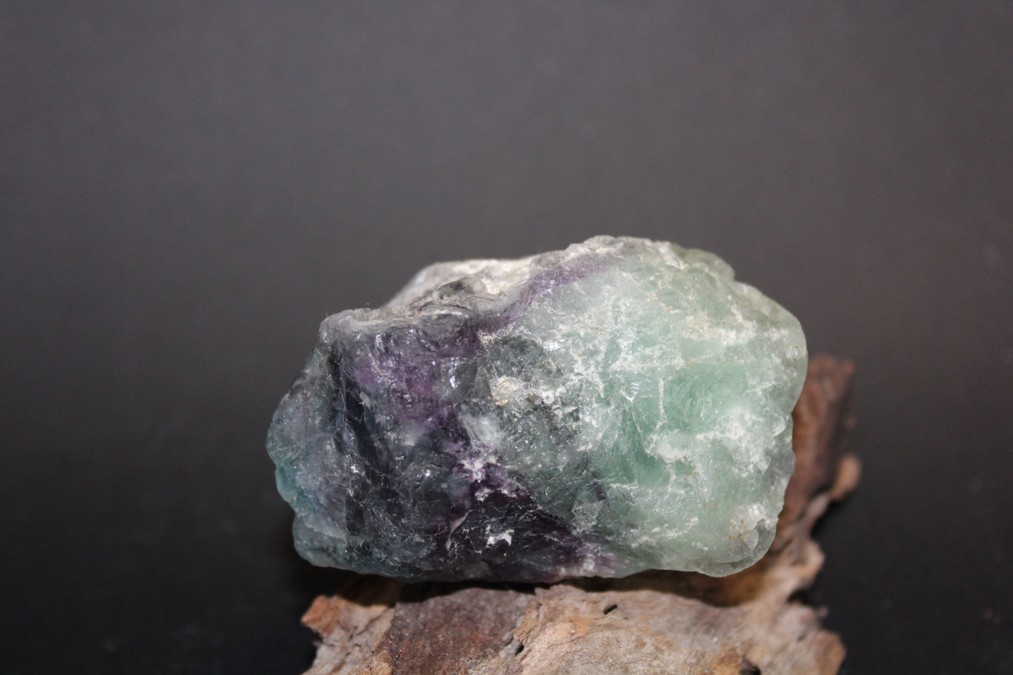 Raw - Fluorite - Rainbow - med