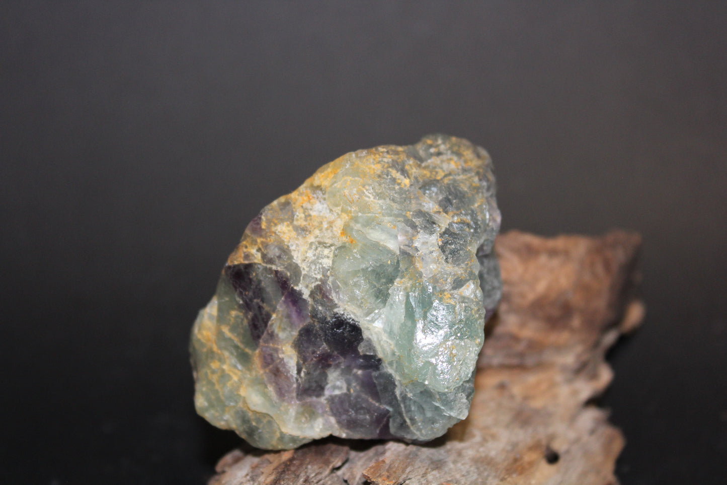 Raw - Fluorite - Rainbow - med