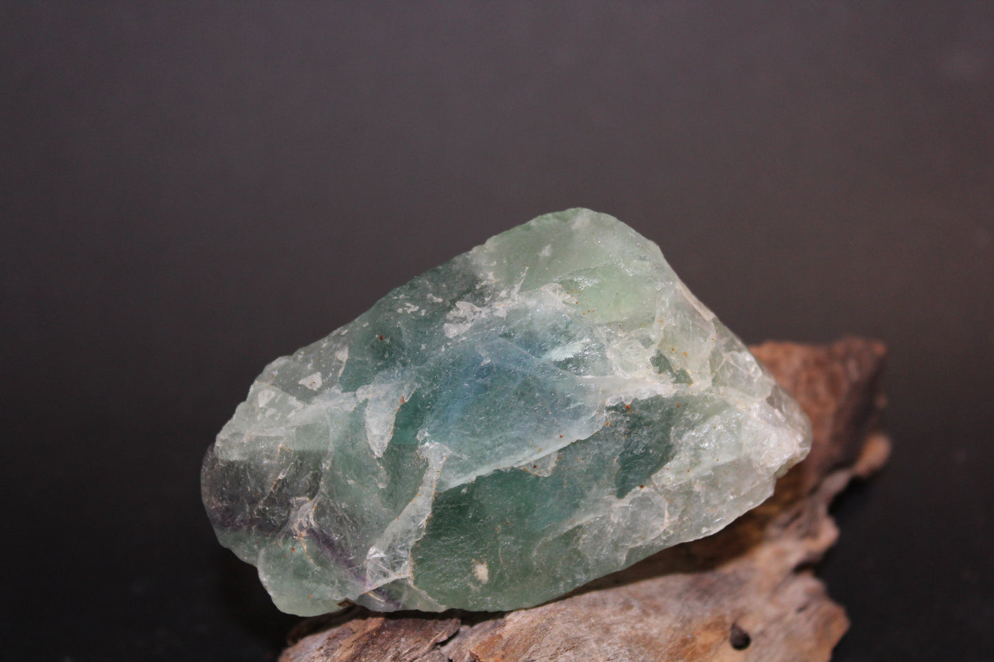 Raw - Fluorite - Rainbow - med
