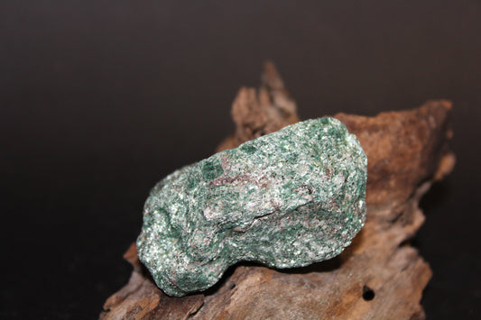 Raw - Fuchsite (with mica) - sml/med