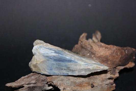 Raw - Kyanite - Blue - sml