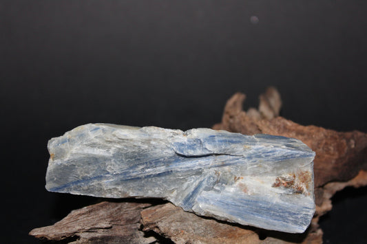 Raw - Kyanite - Blue - sml