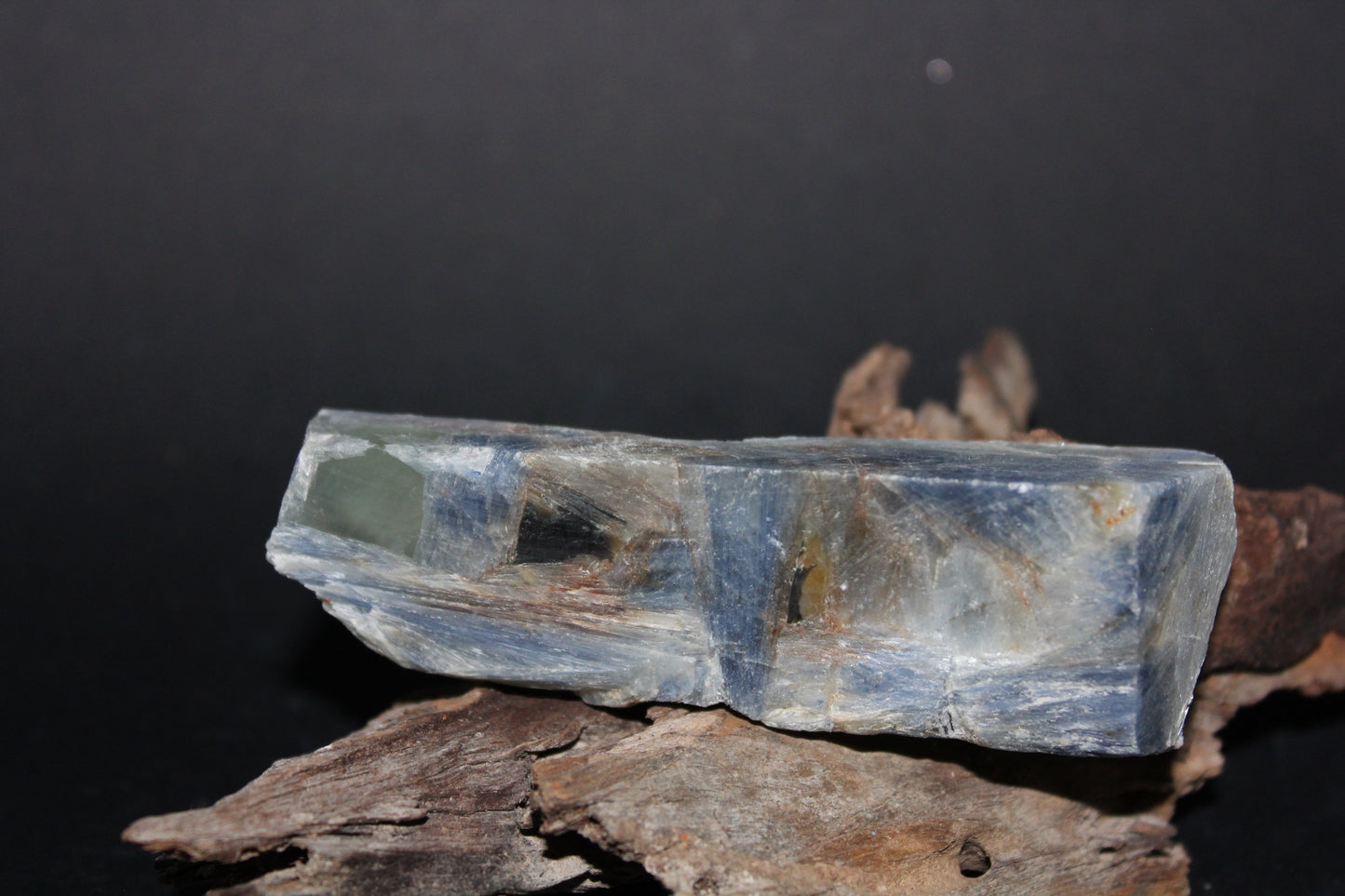 Raw - Kyanite - Blue - sml