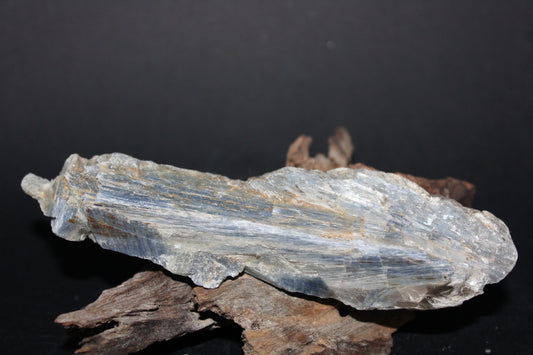 Raw - Kyanite - Blue - med