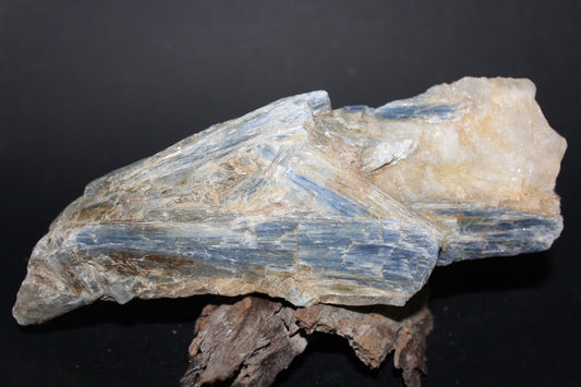 Raw - Kyanite - Blue - lge