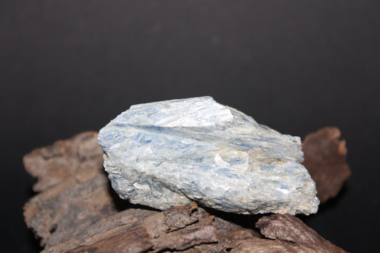 Raw - Kyanite - Blue (crystalline with mica) - sml