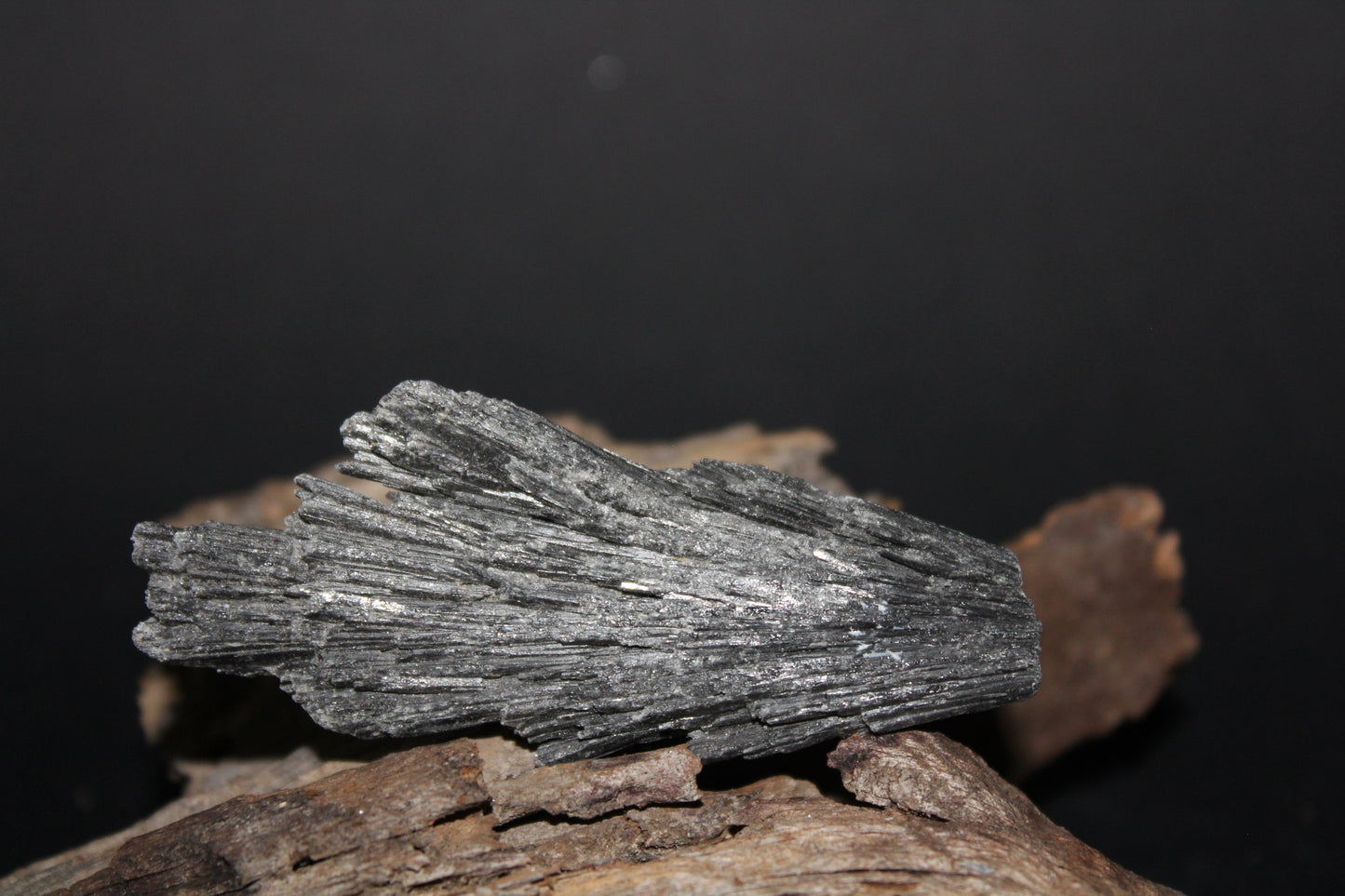 Raw - Black Kyanite - sml