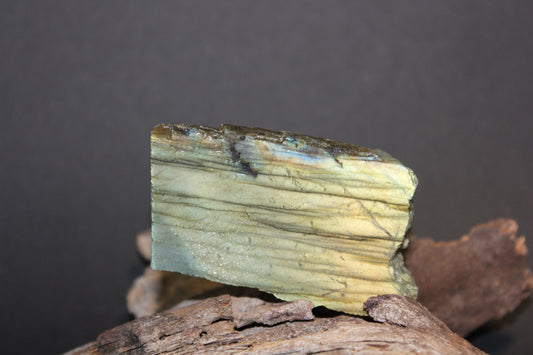 Slice - Labradorite (raw) - xsml