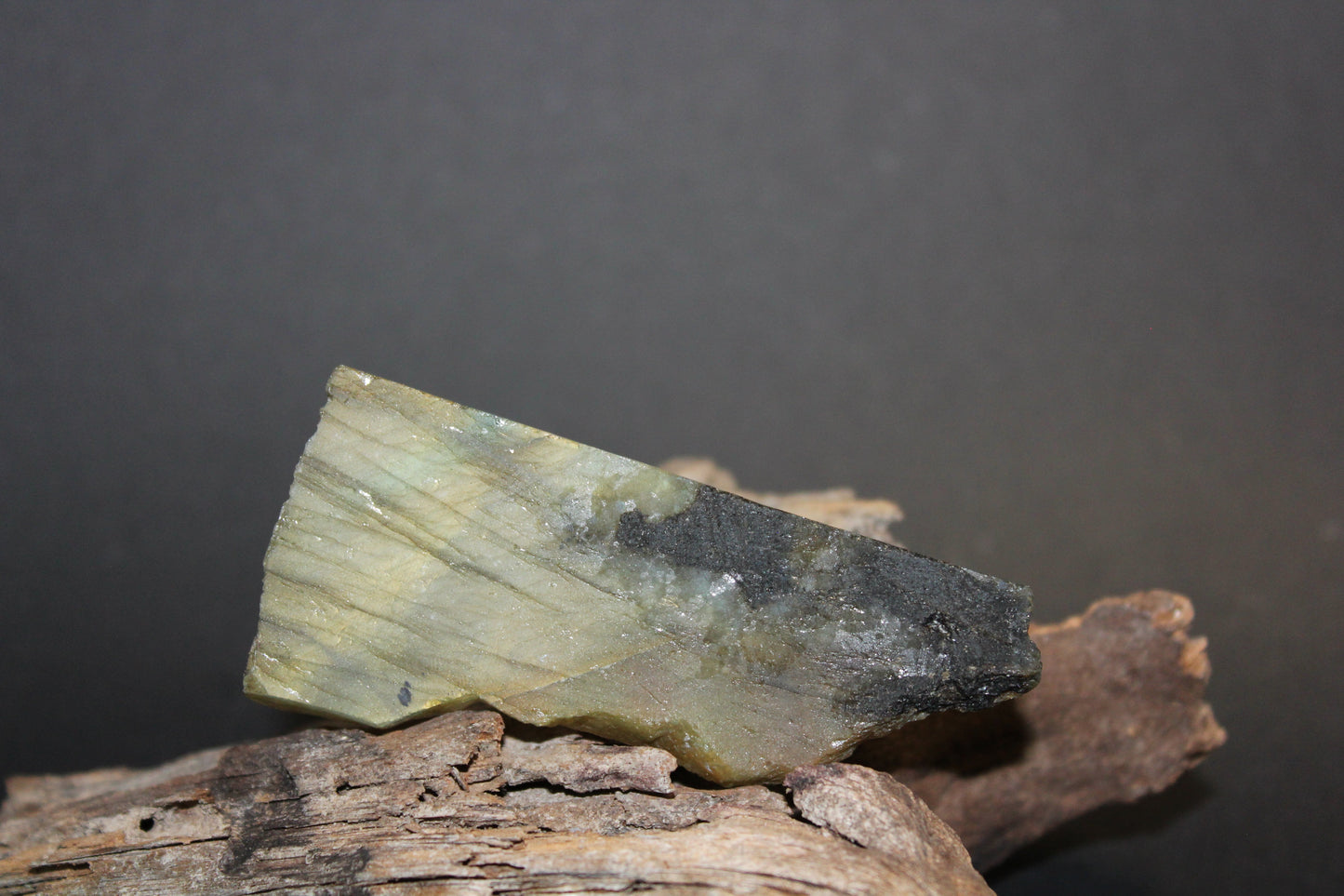 Slice - Labradorite (raw) - xsml