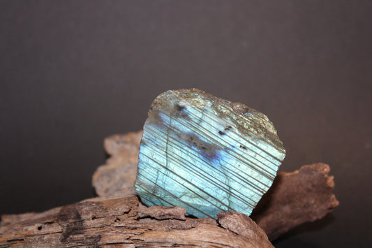Slice - Labradorite (raw) - xsml
