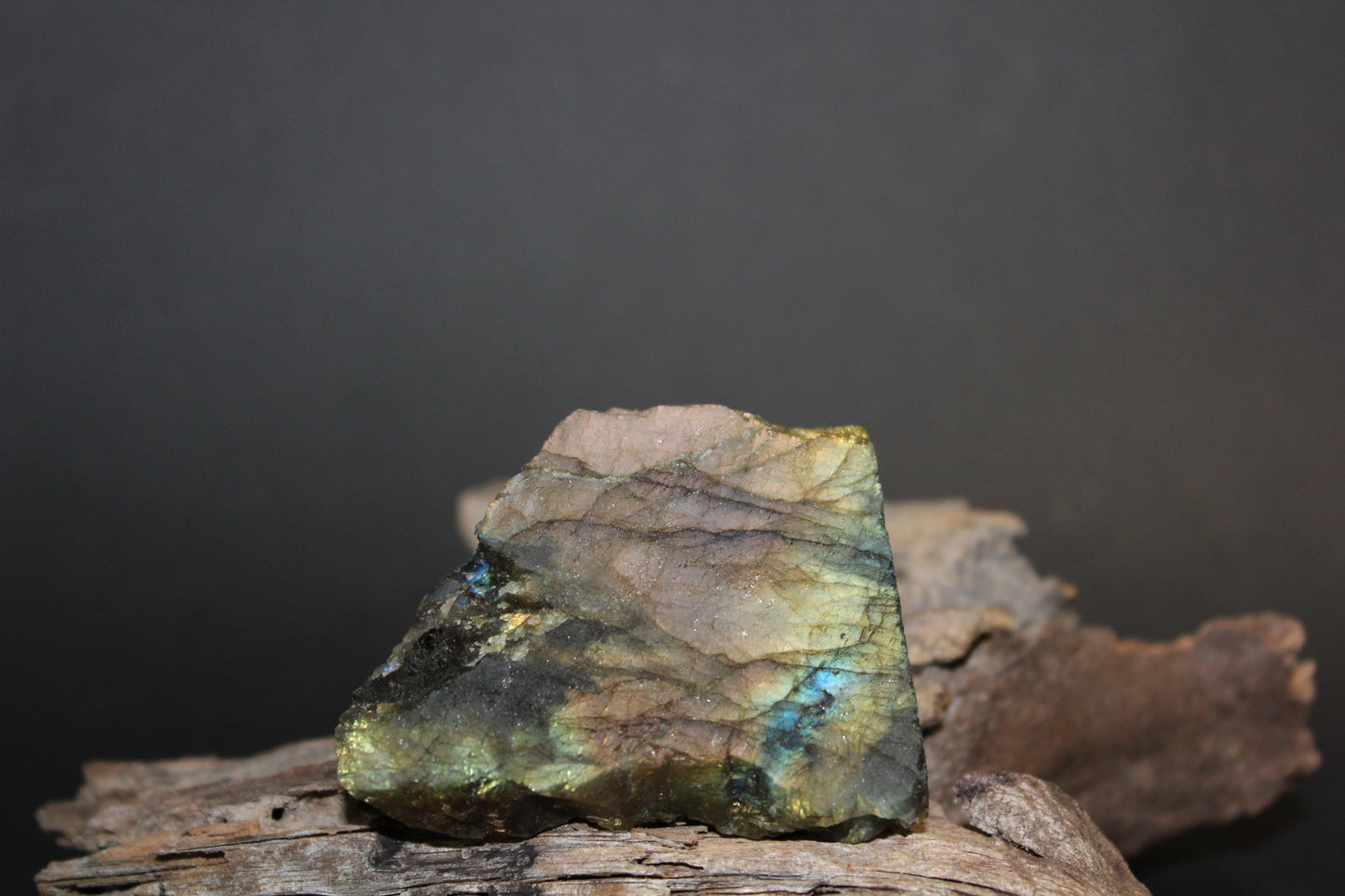 Slice - Labradorite (raw) - xsml