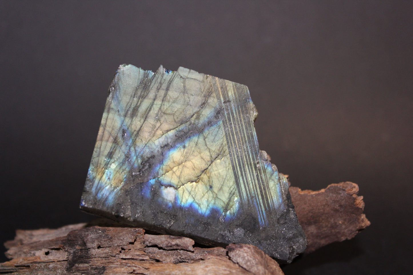 Slice - Labradorite (raw) - sml