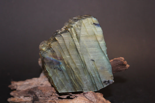 Slice - Labradorite (raw) - med