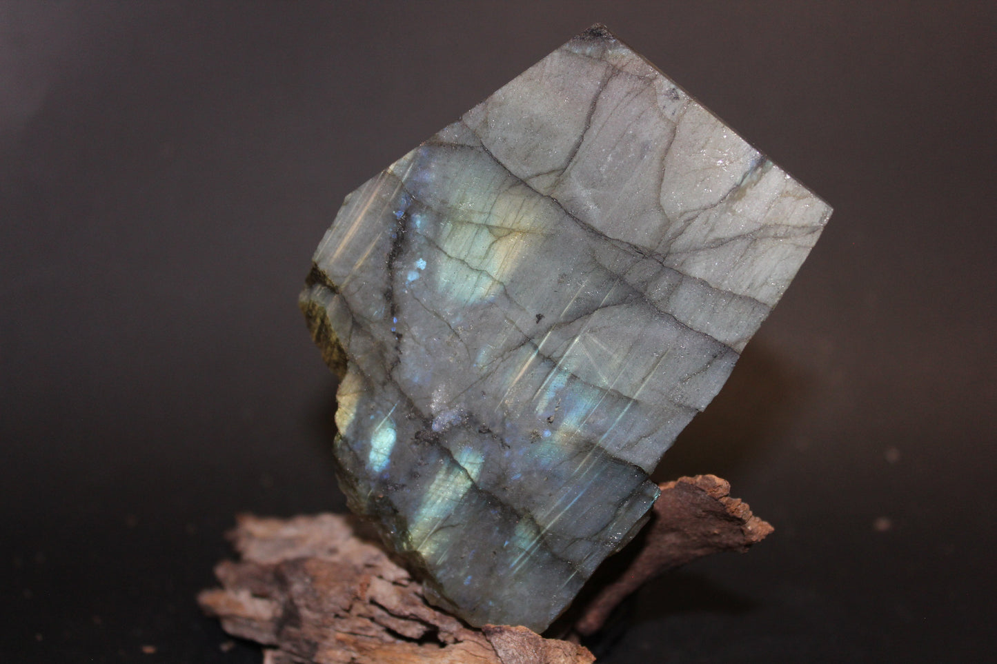Slice - Labradorite (raw) - med