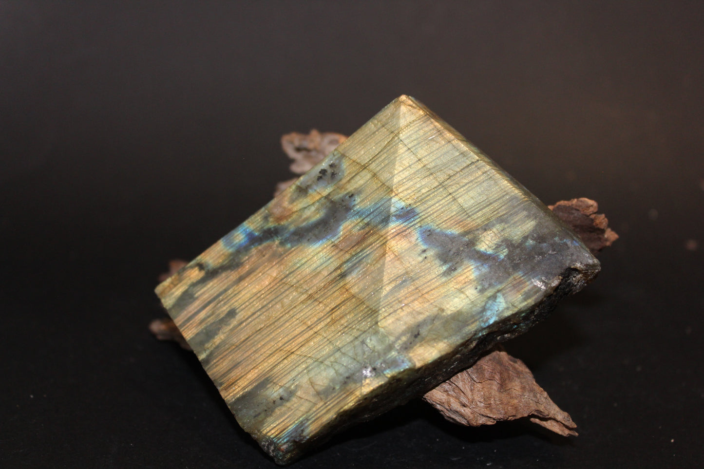 Slice - Labradorite (raw) - med