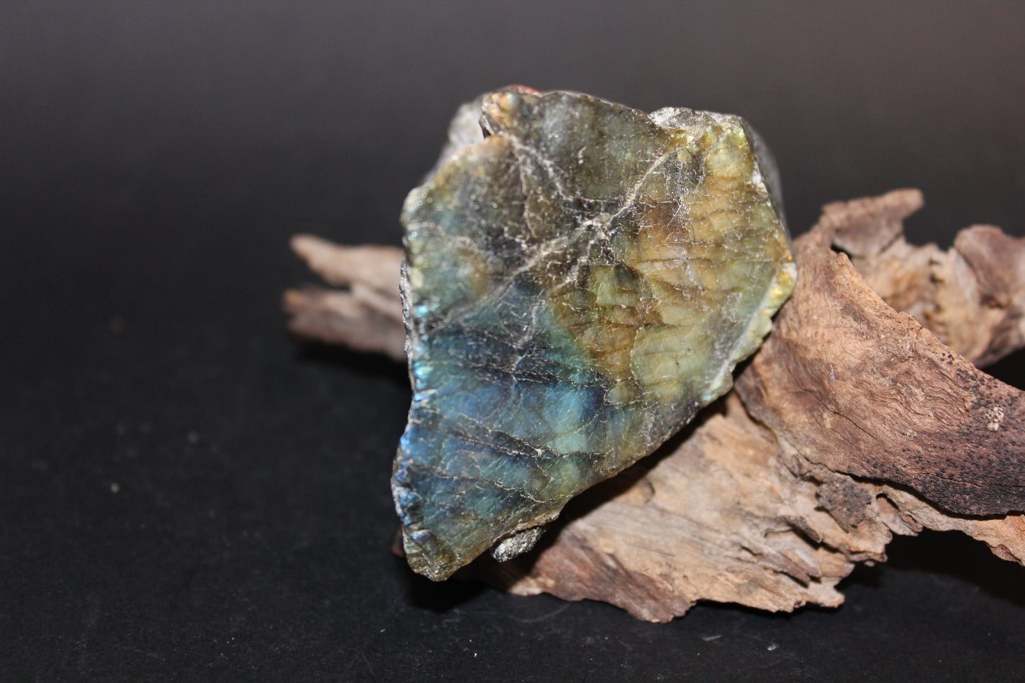 Raw - Labradorite (cut) - med/lge