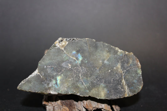 Raw - Labradorite (cut) - med/lge