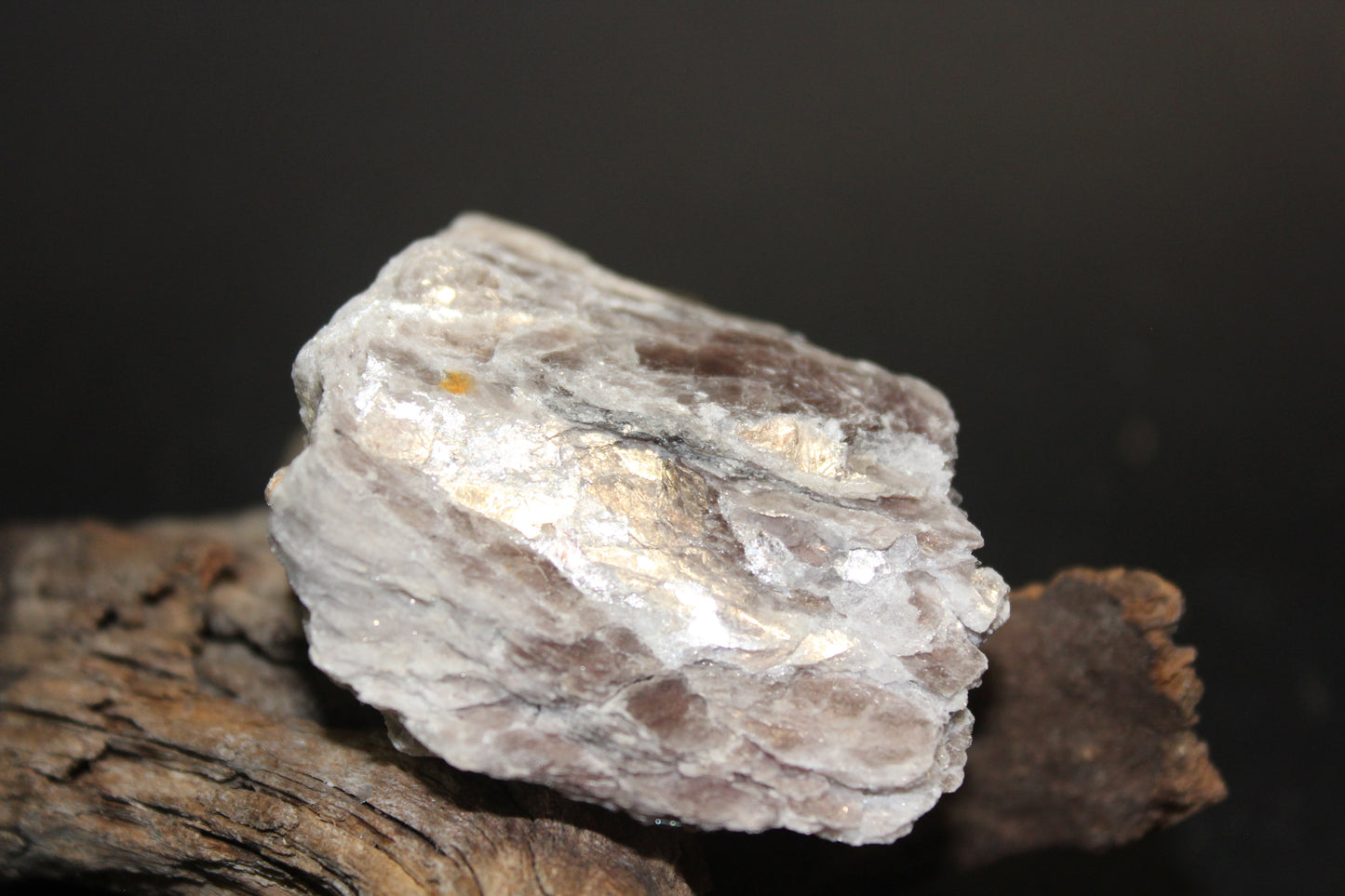 Raw - Lepidolite (with mica) - sml